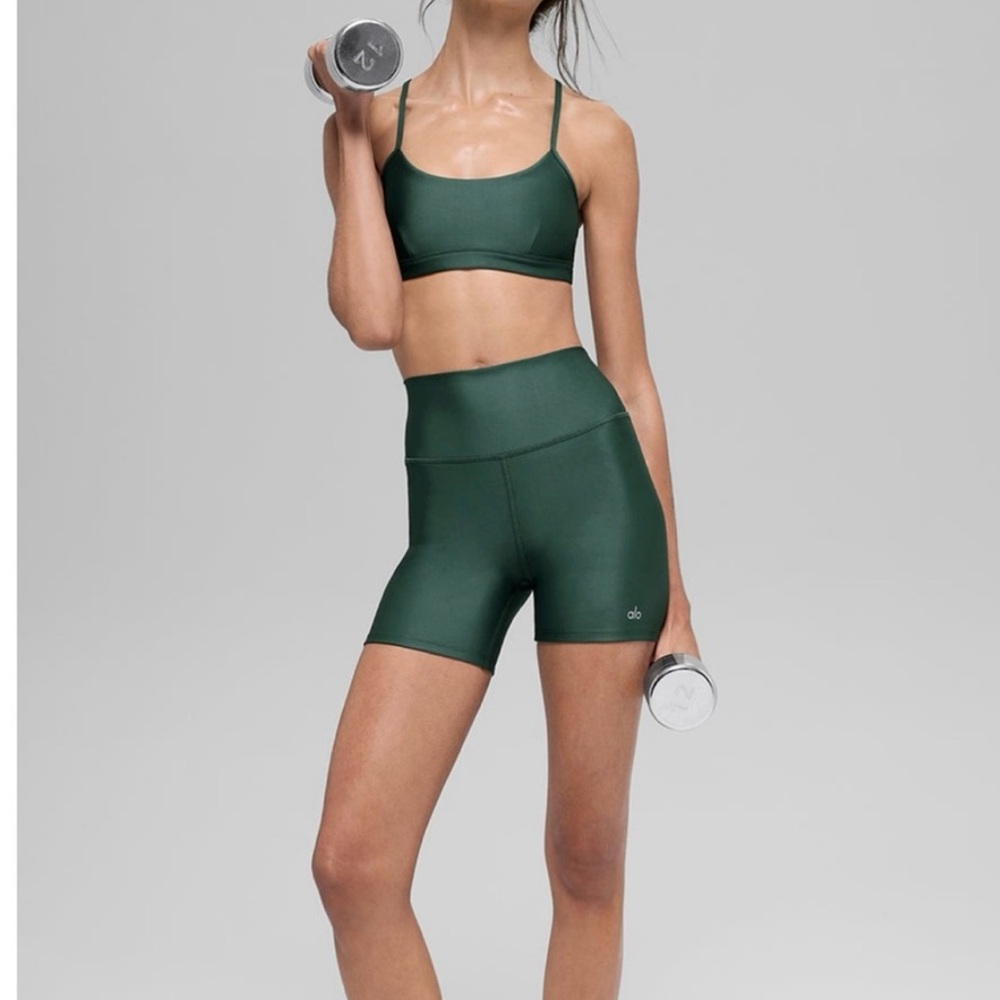 ALO Yoga Clover Green airlift energy short